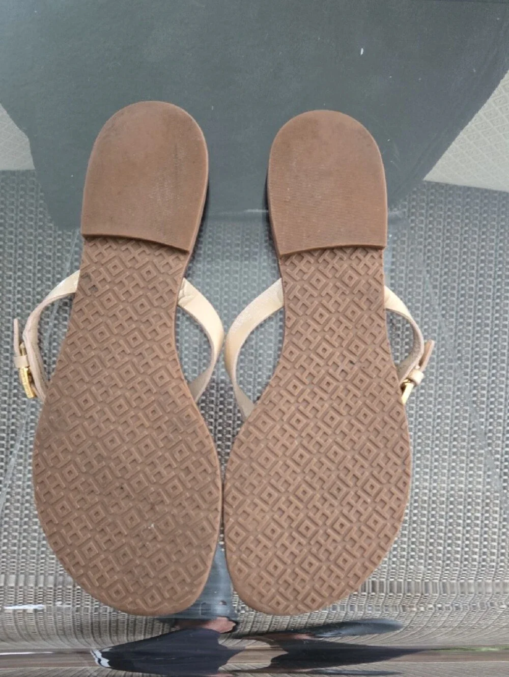 Tory Burch Beige Leather Thong Sandals with Gold Logo